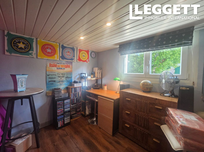 Image No.9-4 Bed House for sale