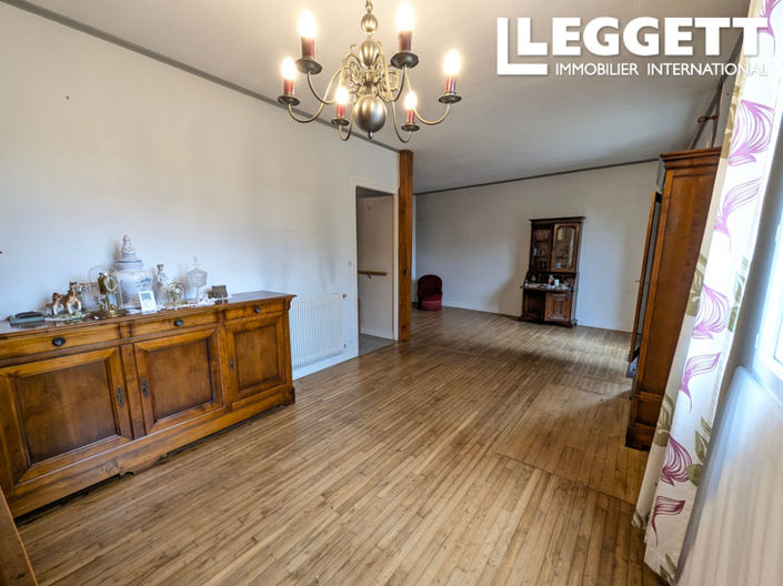 Image No.3-5 Bed House for sale