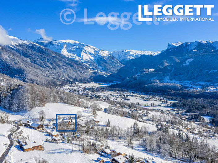 Image No.5-8 Bed House for sale