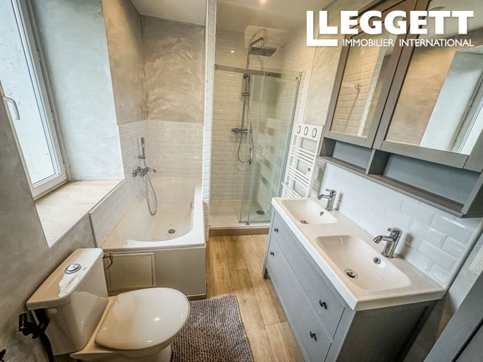 Image No.6-4 Bed House for sale