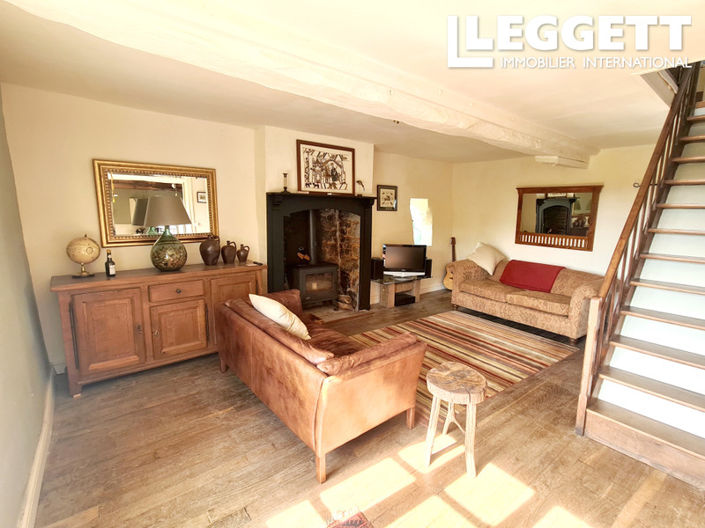 Image No.9-2 Bed House for sale