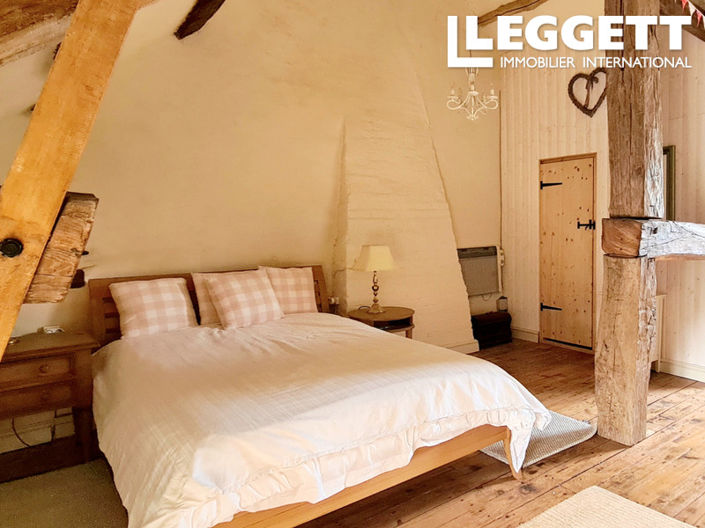 Image No.9-2 Bed House for sale