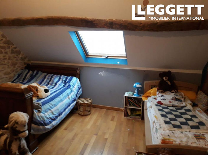 Image No.4-3 Bed Commercial for sale