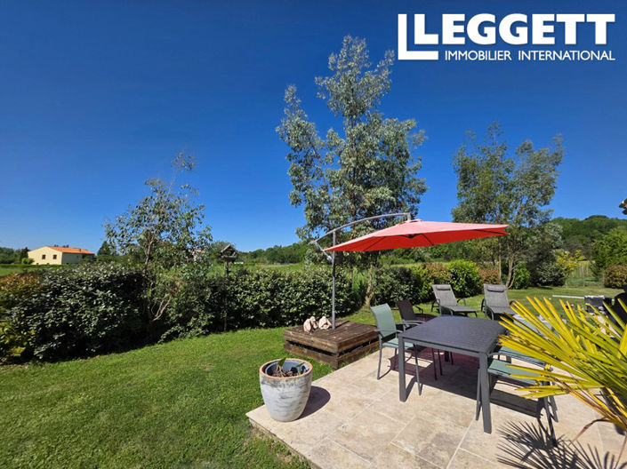 Image No.10-2 Bed House for sale