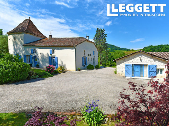 Image No.2-Châteaux de 10 chambres à vendre à Castelmoron-sur-Lot