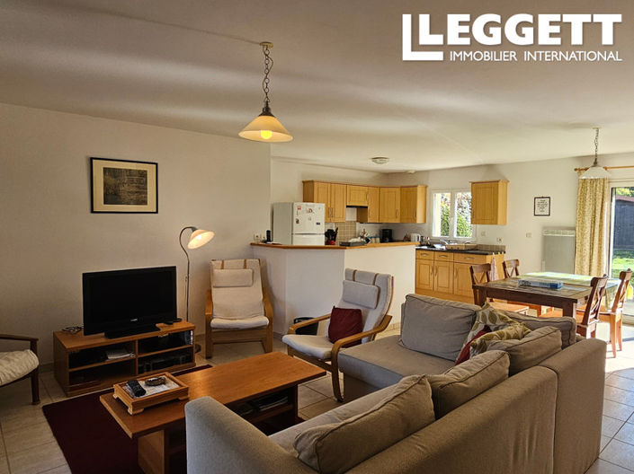 Image No.6-2 Bed House for sale