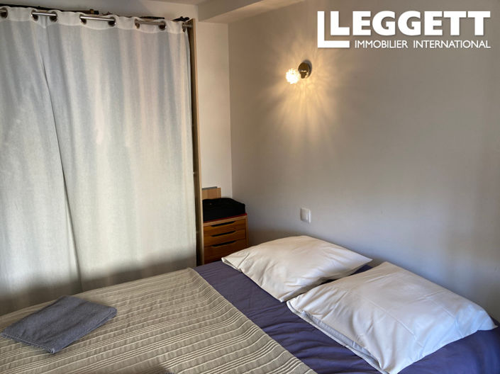 Image No.9-3 Bed House for sale