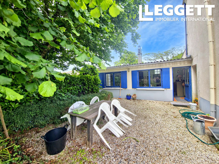 Image No.10-3 Bed House for sale