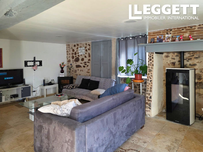 Image No.9-7 Bed House for sale