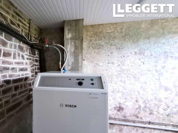 Image No.10-2 Bed House for sale