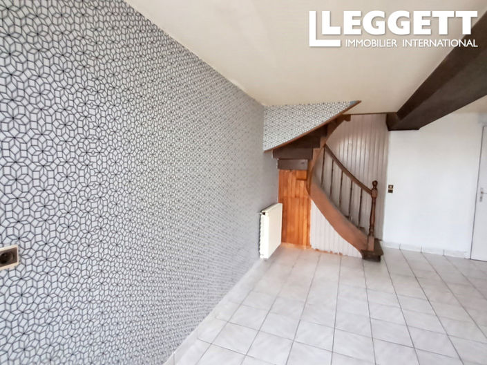 Image No.5-2 Bed House for sale