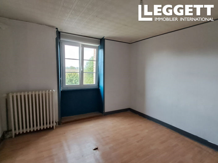 Image No.6-2 Bed House for sale