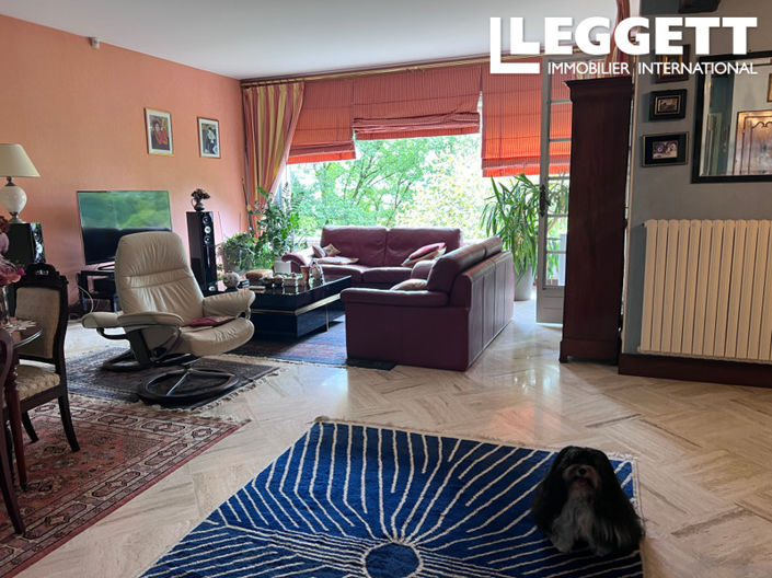 Image No.6-4 Bed House for sale