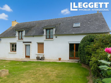 1 - Plumieux, Maison