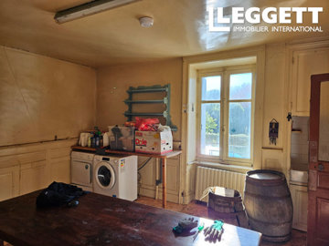 ahr0chm6ly9jzg4uagvzdglhlmltbw8vaw1hz2uvvevom