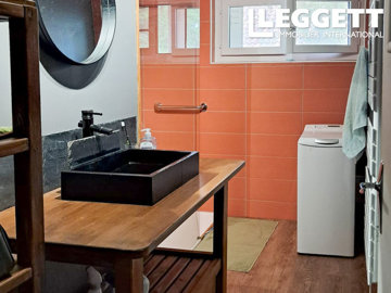 ahr0chm6ly9jzg4uagvzdglhlmltbw8vaw1hz2uvvevom