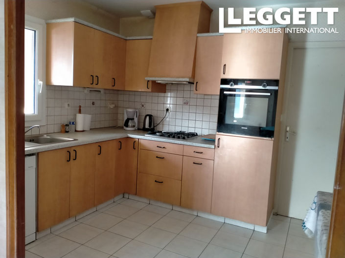 Image No.6-3 Bed House for sale