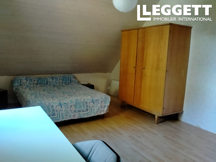 Image No.8-3 Bed House for sale