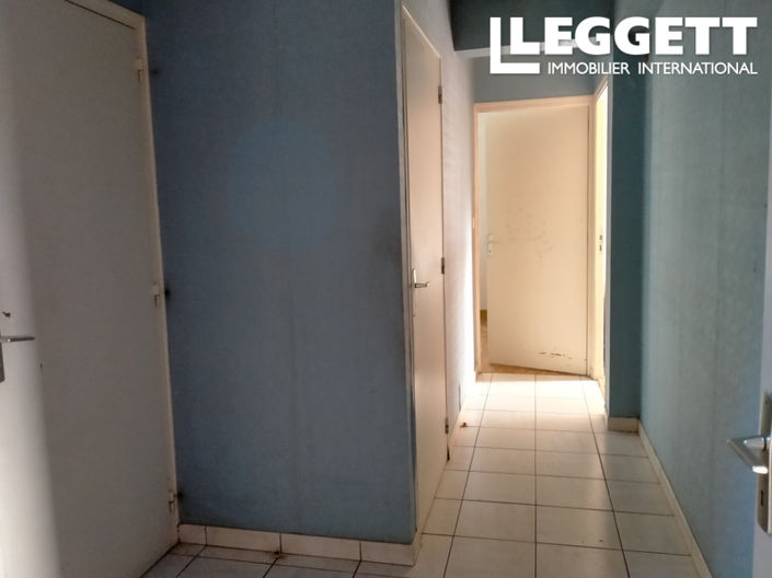 Image No.9-3 Bed House for sale