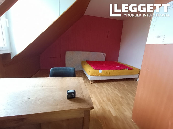 Image No.9-3 Bed House for sale