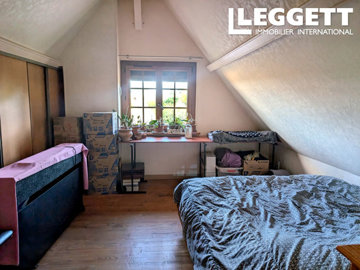 ahr0chm6ly9jzg4uagvzdglhlmltbw8vaw1hz2uvvevom