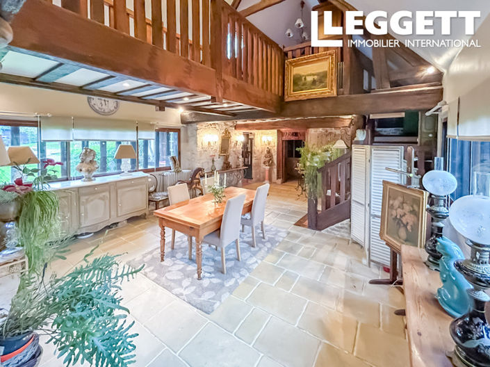 Image No.6-6 Bed House for sale