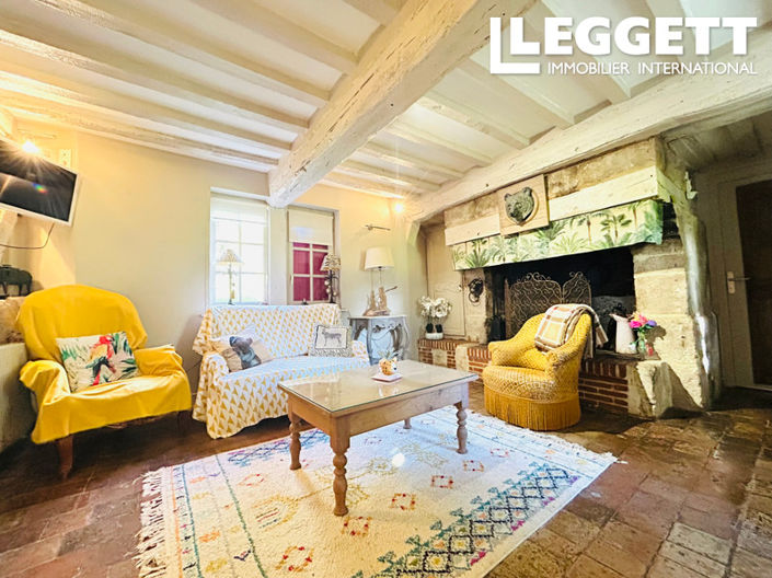 Image No.9-6 Bed House for sale