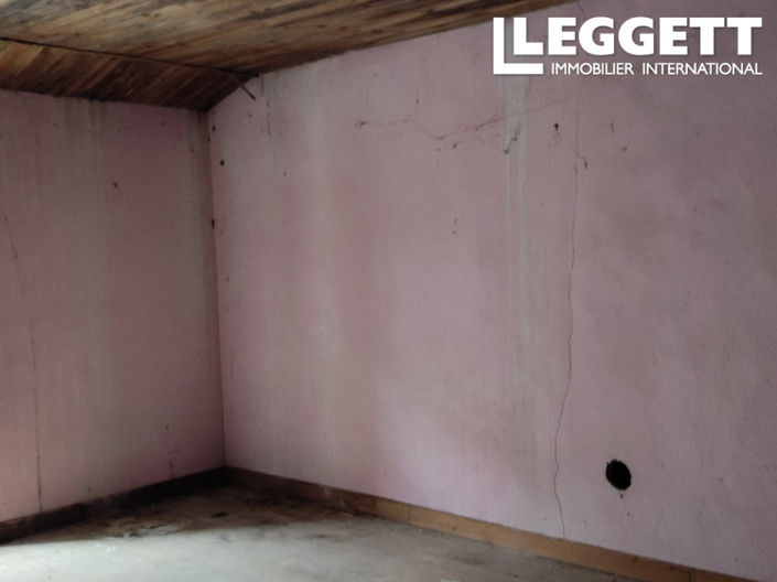 Image No.9-4 Bed House for sale