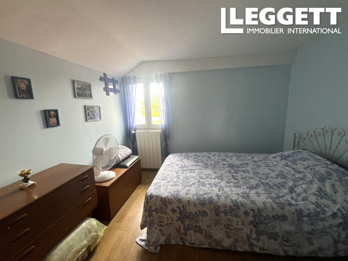 Image No.10-4 Bed House for sale