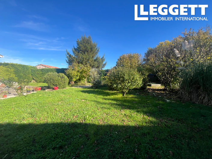 Image No.2-4 Bed House for sale