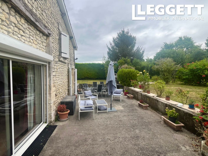 Image No.8-4 Bed House for sale