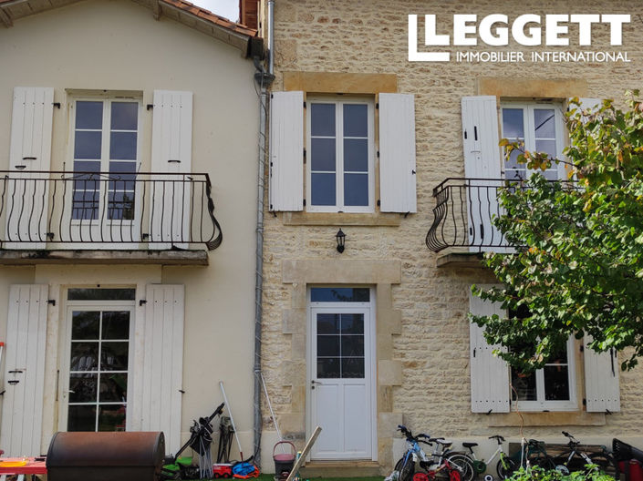 Image No.1-3 Bed House for sale