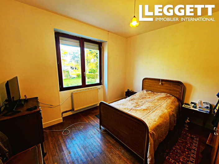 Image No.4-Maison de 5 chambres à vendre à Nanteuil-en-Vallée