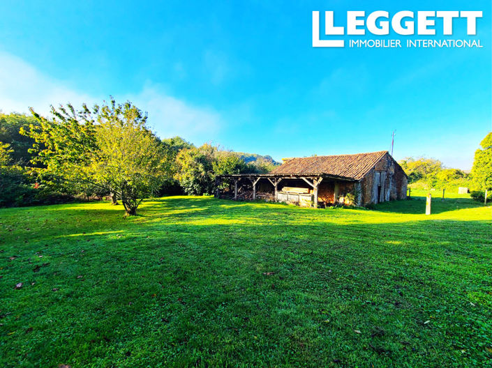 Image No.9-5 Bed House for sale