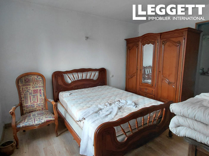 Image No.5-5 Bed House for sale