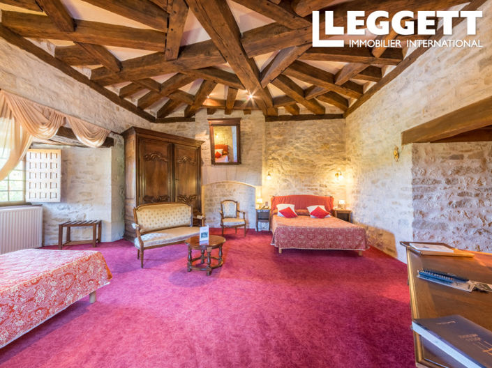 Image No.6-Châteaux de 32 chambres à vendre à Condat-sur-Vézère