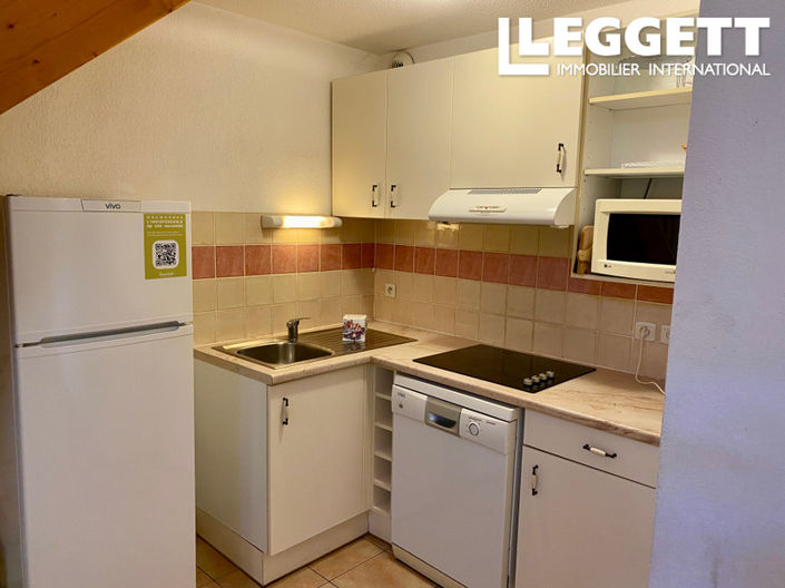 Image No.10-2 Bed House for sale