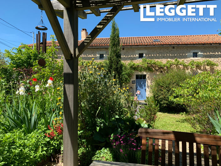 Image No.2-3 Bed House for sale