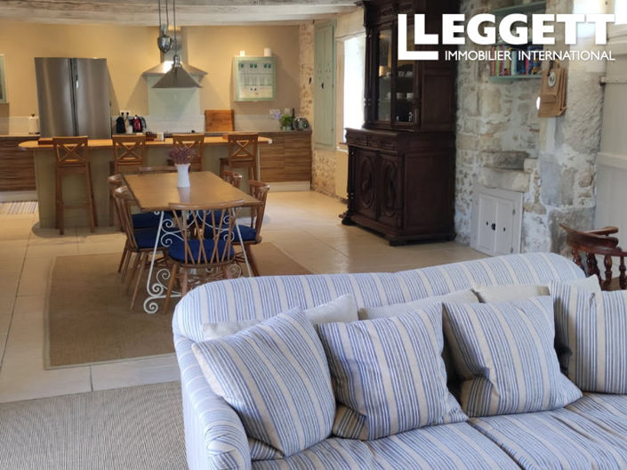 Image No.2-3 Bed House for sale