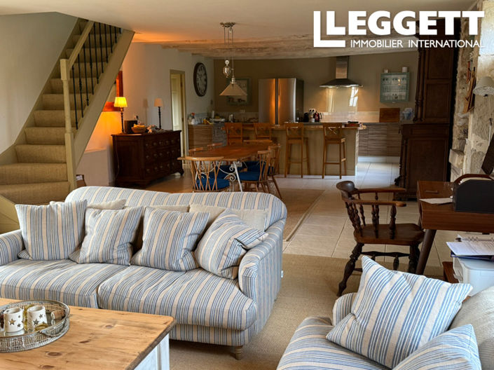 Image No.6-3 Bed House for sale