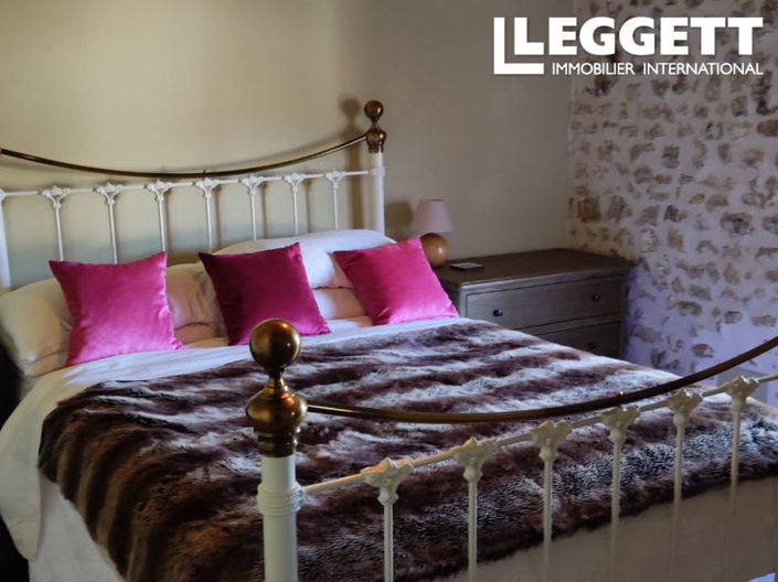 Image No.7-3 Bed House for sale