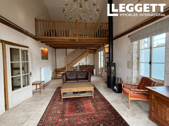 Image No.8-3 Bed House for sale