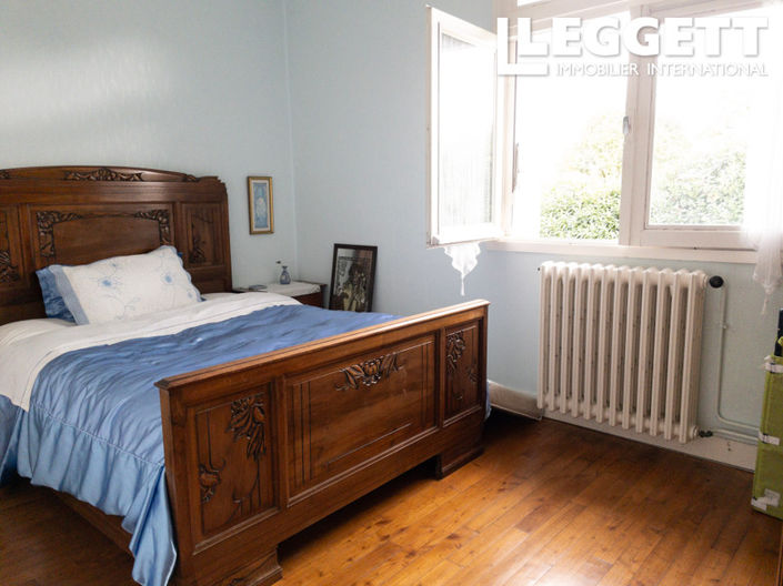 Image No.7-4 Bed House for sale