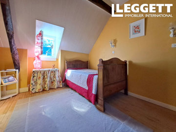 ahr0chm6ly9jzg4uagvzdglhlmltbw8vaw1hz2uvvevom