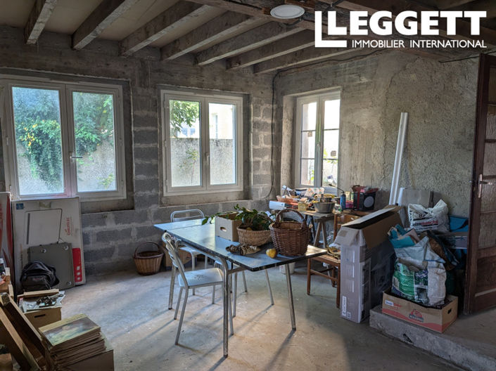 Image No.7-2 Bed House for sale