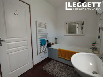 ahr0chm6ly9jzg4uagvzdglhlmltbw8vaw1hz2uvvevom