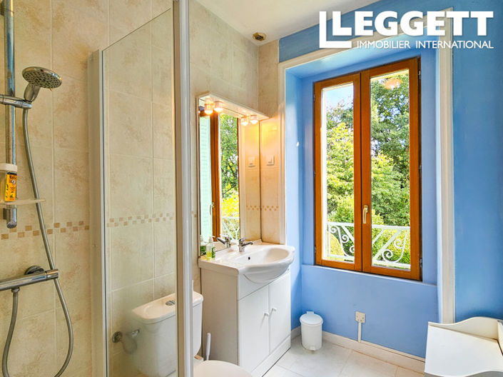 Image No.9-3 Bed House for sale