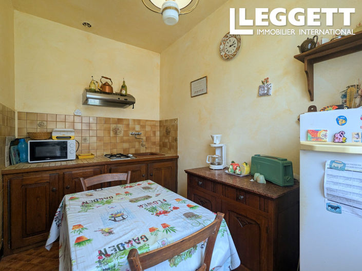 Image No.6-2 Bed House for sale