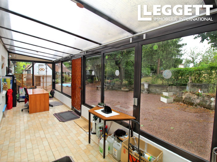 Image No.8-5 Bed House for sale