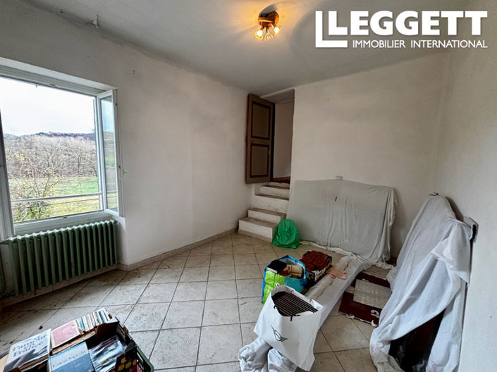 Image No.8-3 Bed House for sale